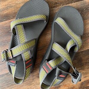 Like-New Chaco Men’s Z/Cloud Medium in Score Grey